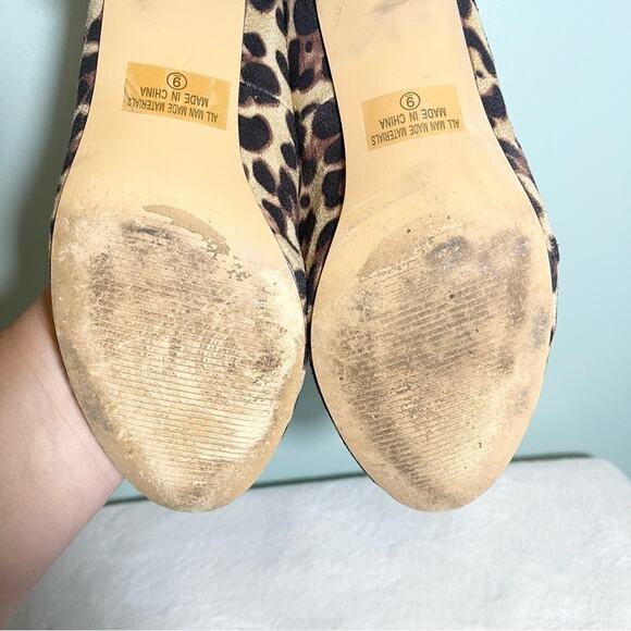 Ollio Women's Brown Leopard Faux Suede Chunky Mid-Heel Ankle Strap Pumps Size 9 - Picture 12 of 13